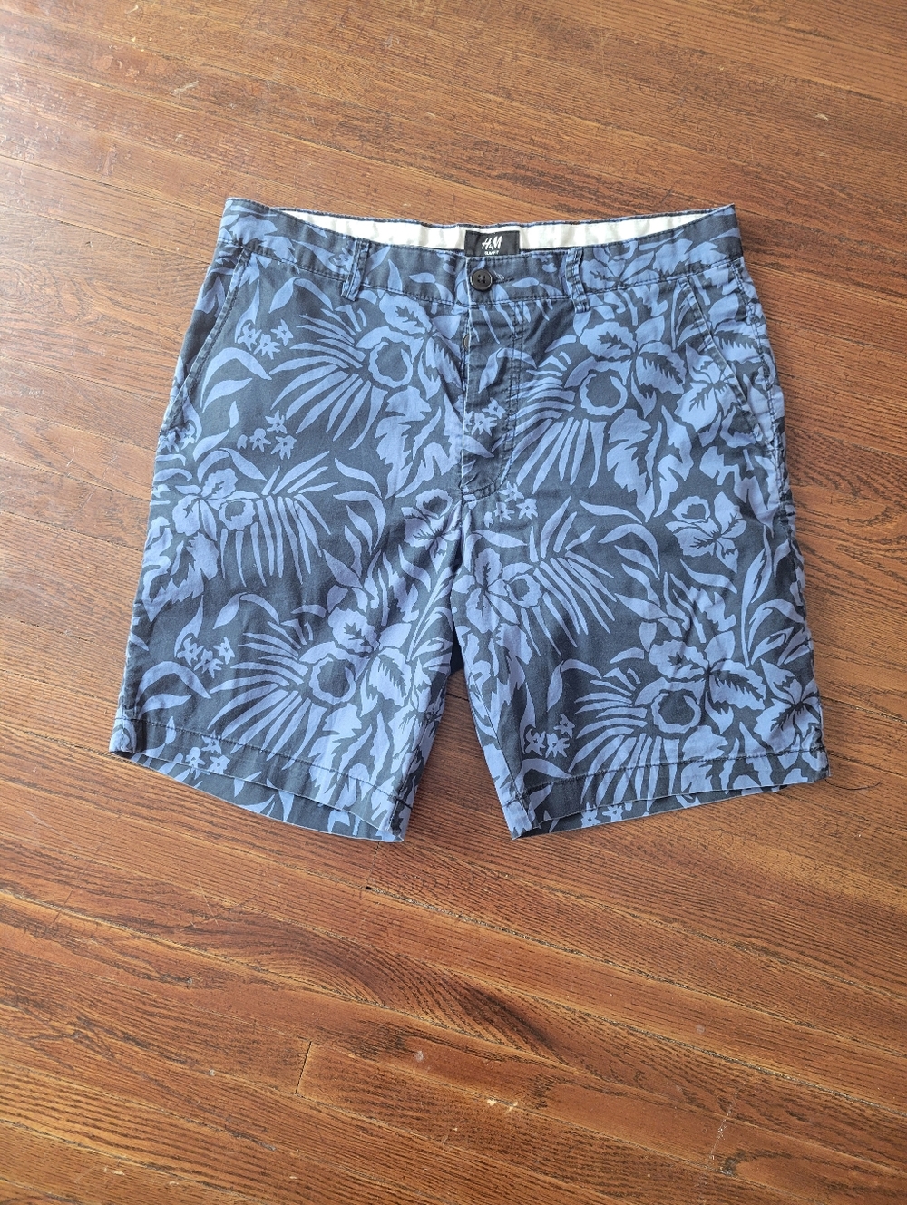 H&M Chambray Printed Shorts Blue Mens Size 32R Beach Summery Resort